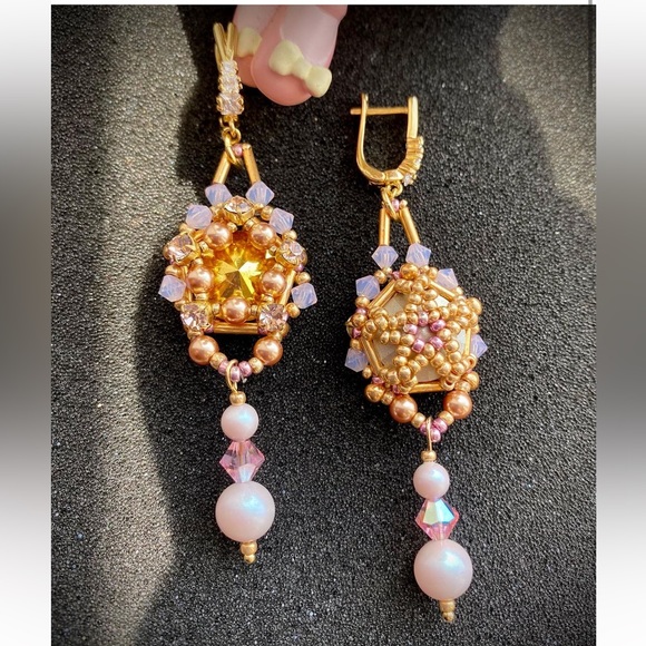 Hand made earring - Picture 1 of 2